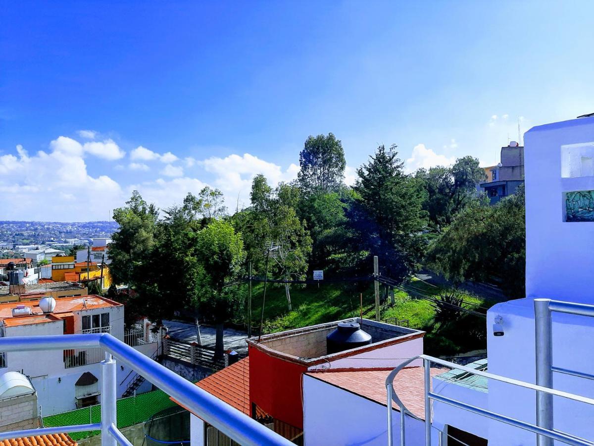 Casa Cielito Lindo: Secure Near Shopping & Business Districts