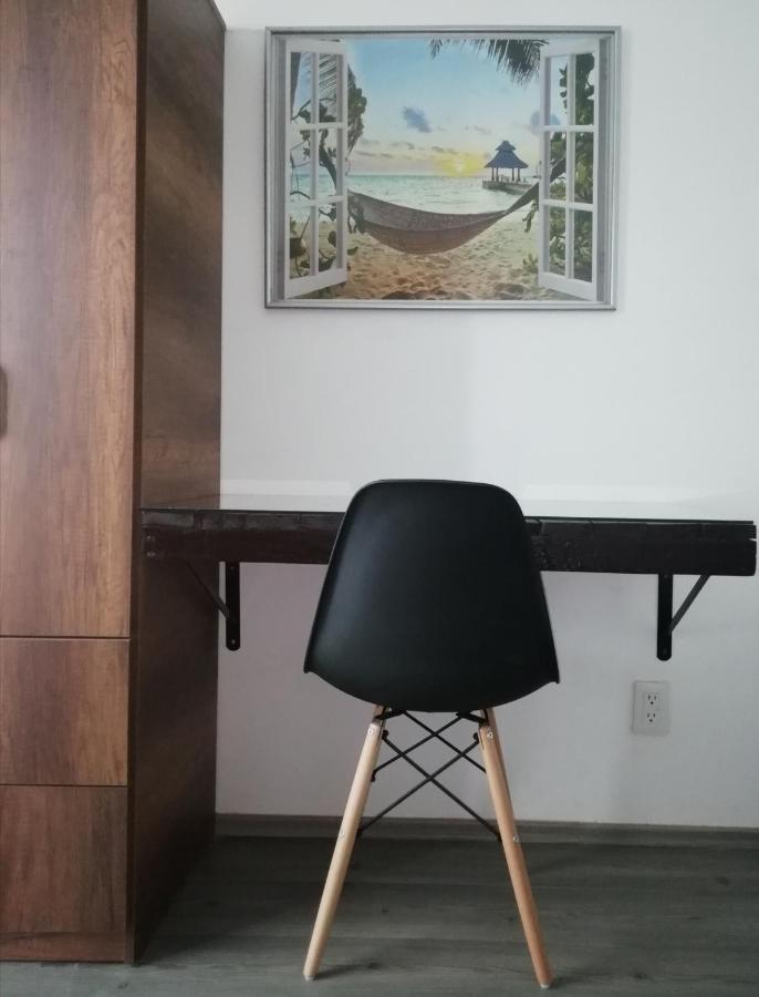 Casa Cielito Lindo: Secure Near Shopping & Business Districts * Mexico City
